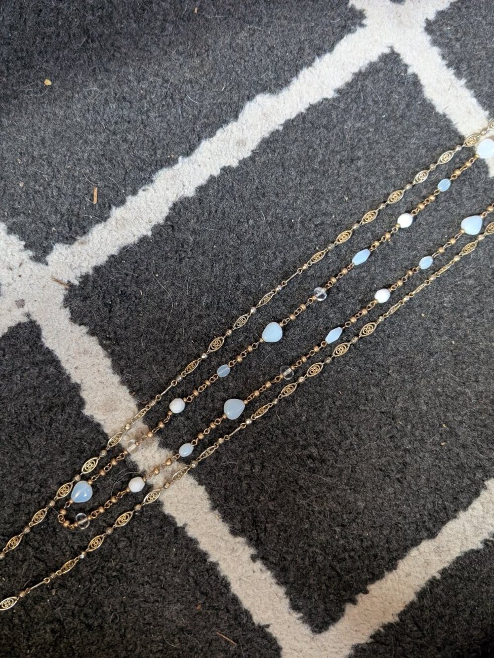 Cookie Lee Delicate gold tone necklace with pearl accents